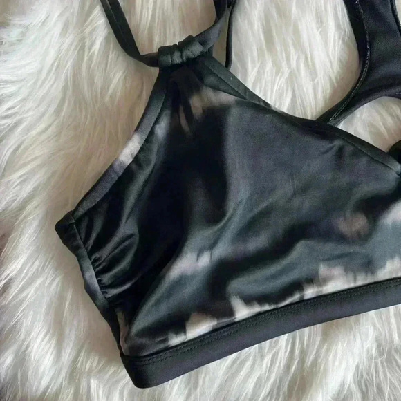 All in Motion Bikini Top/ Bra size XL black/ gray - Picture 8 of 8